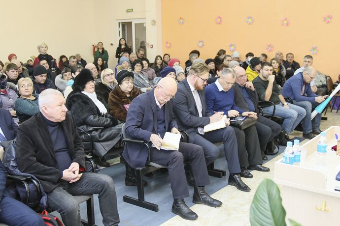Встреча главы Находки с жителями микрорайона мыса Астафьева