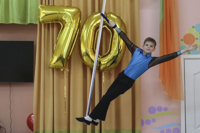 В кругу друзей отметил 70-летие Центр содействия семейному устройству