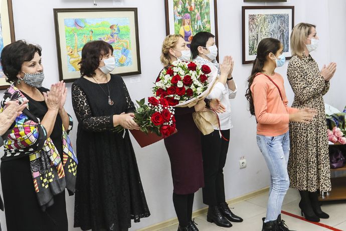 Педагоги и учащиеся художественной школы рассказали в красках «Где живут мечты»