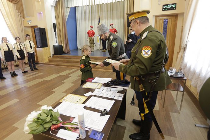 Церемония посвящения в казаки состоялась в Международном морском клубе