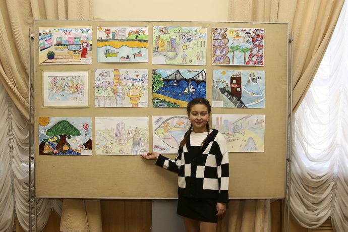 Юные находкинцы нарисовали, каким видят город будущего