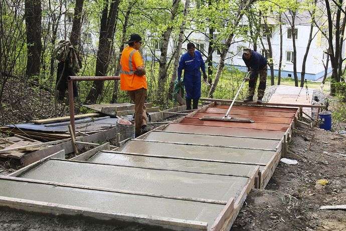 Обновлённая лестница на Астафьева будет безопасной и красивой