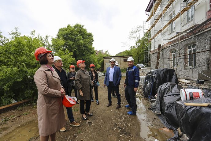 Ход ремонтных работ в средней школе №10 – под вниманием штаба родительского контроля