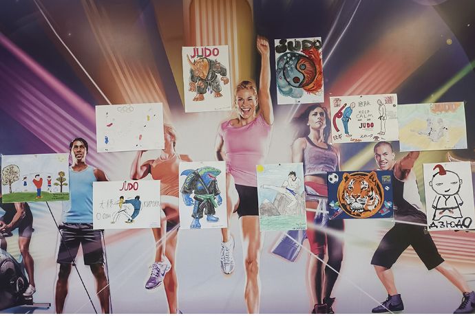 В Находке дети рисуют спорт