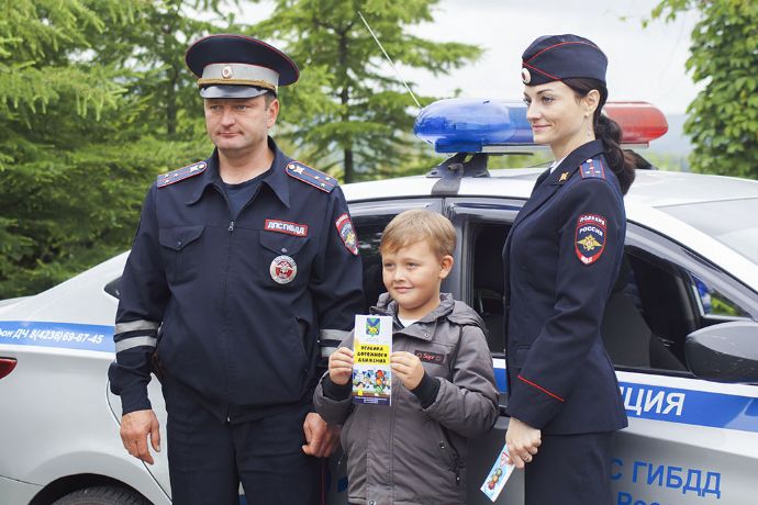 Врач, кинолог или летчик?! Юные находкинцы выбирают будущую профессию