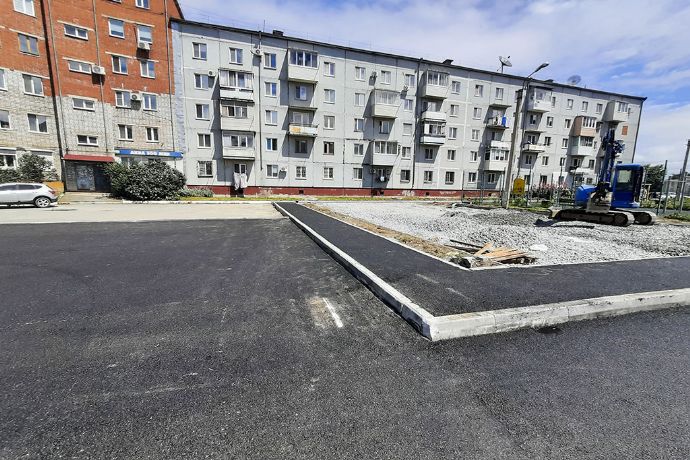 Во дворах Находки идут ремонтные работы