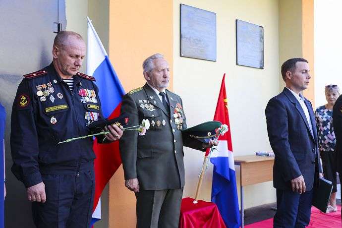 И память о погибших навек мы сохраним. Сегодня в  Находке состоялось открытие памятных досок в память о погибших в Чечне