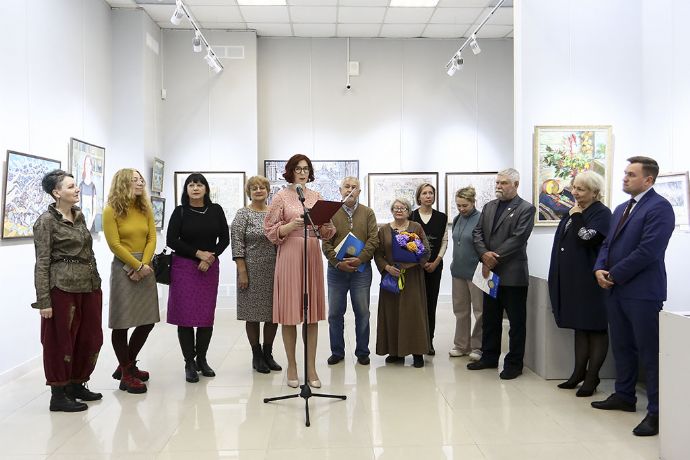 В Находке открылась выставка «Художники Находки»