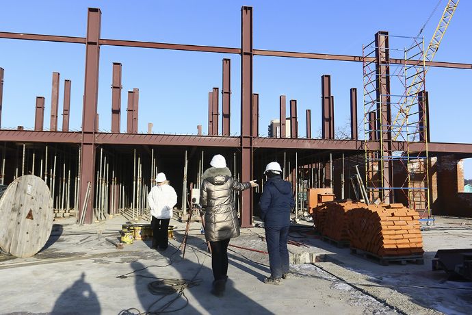 Строительство физкультурно – оздоровительного комплекса  продолжается