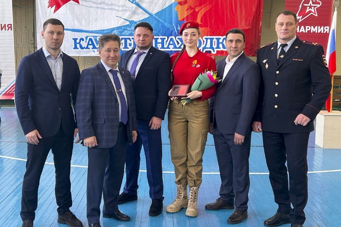 Юнармейцы средней школы №26 понесут Знамя Победы 9 Мая
