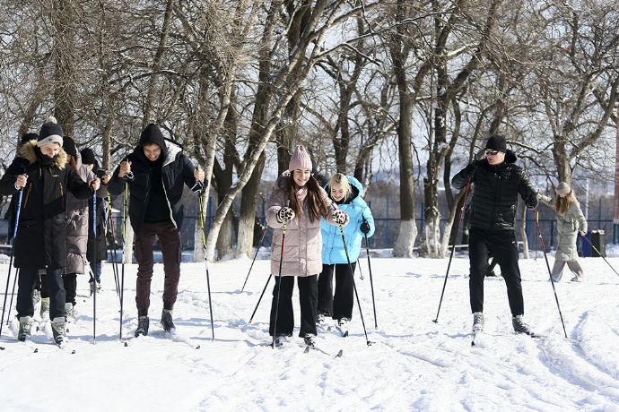 Находкинские школьники вышли на лыжню