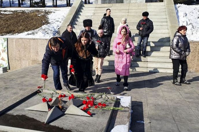 Чтобы помнили! В Находке прошли мероприятия, посвящённые 80-летию победы в Сталинградской битве