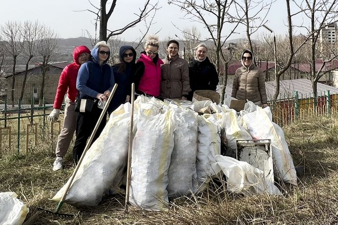 Весенняя приборка в Находке продолжается