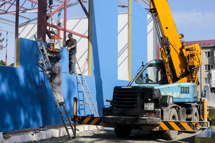 Модульный спортивный зал в Находке готов на 65 %