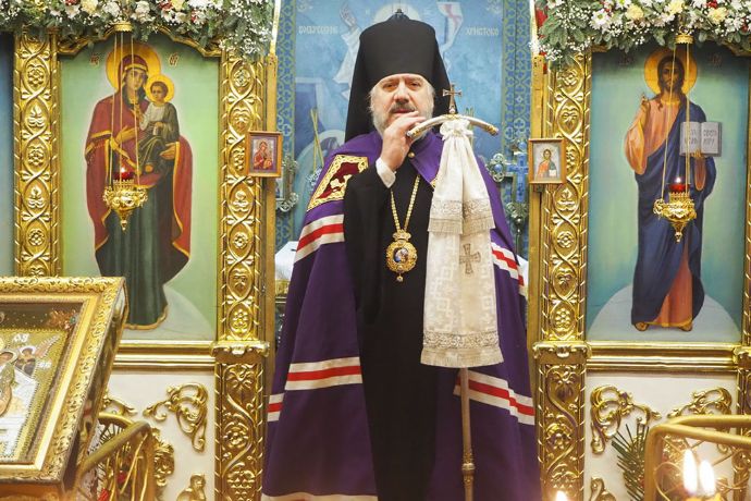 В праздник Собора Пресвятой Богородицы в находкинском храме состоялась Божественная литургия