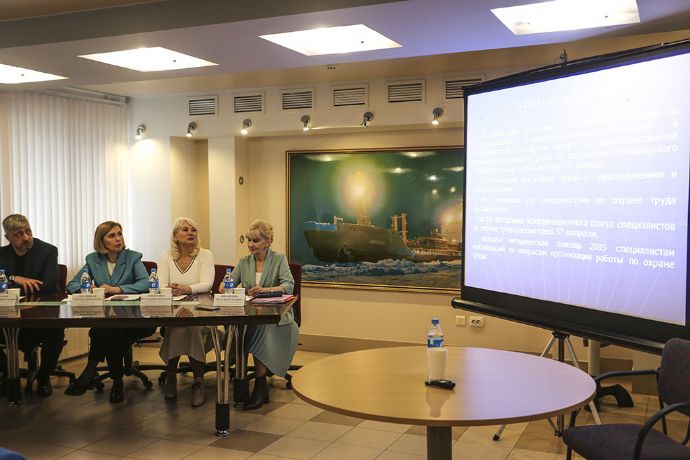 Выездное совещание с участием министра труда Приморского края прошло в Находке