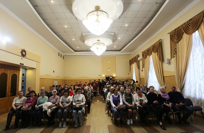 В Международном морском клубе почтили память погибших солдат