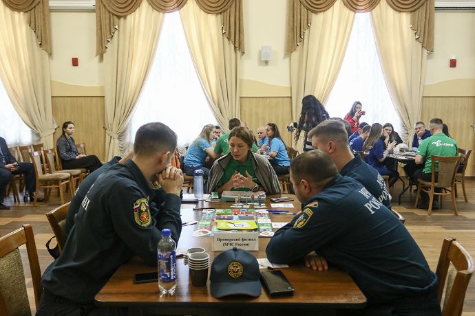 В Находке состоялся первый городской интеллектуальный турнир по охране труда «Герои в касках»