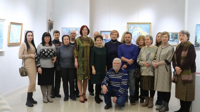 Более 20 авторов представили свои работы на открытии выставки «Зимняя сказка» в Находке