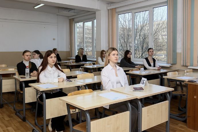 В Находке стартовали пробные экзамены для одиннадцатиклассников